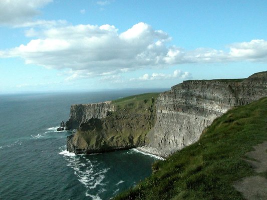 2 Liscanor and the Cliffs of Moher